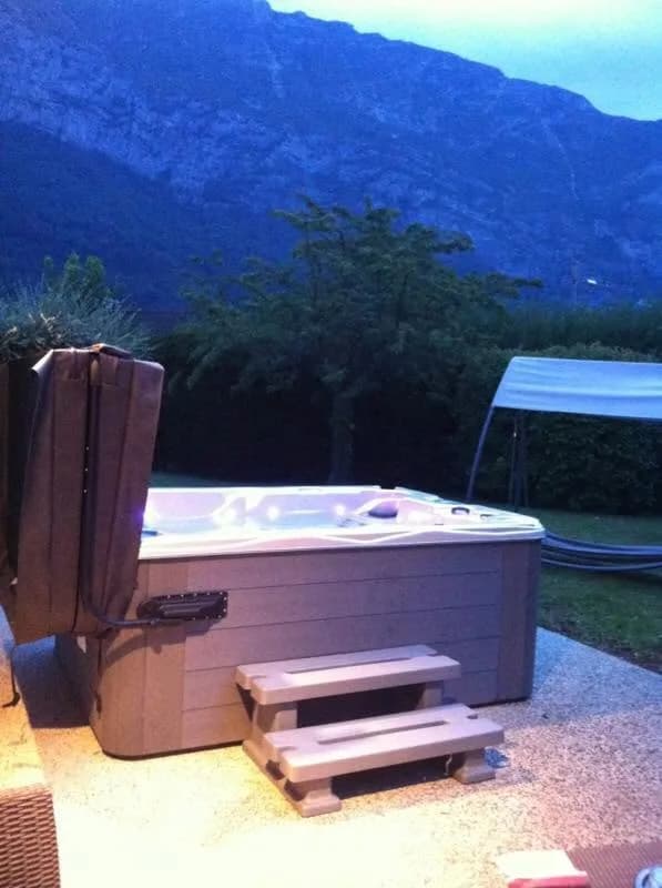 Installation d'un spa Montana dans le Var, autre vue du chantier