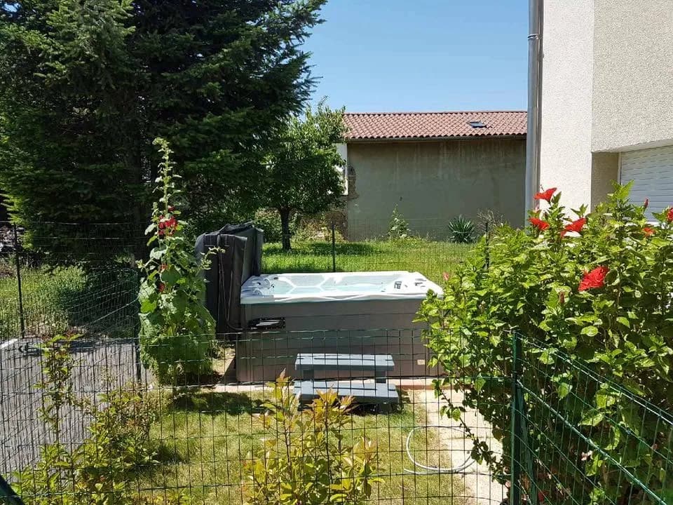 Installation d'un spa Montana en Isère, autre vue du chantier