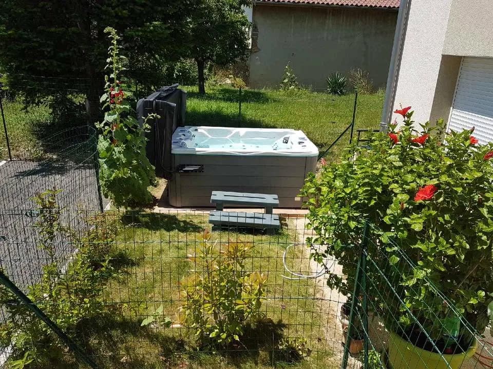 Installation d'un spa Montana en Isère, autre vue du chantier