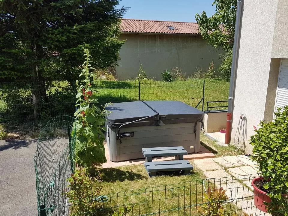 Installation d'un spa Montana en Isère, autre vue du chantier