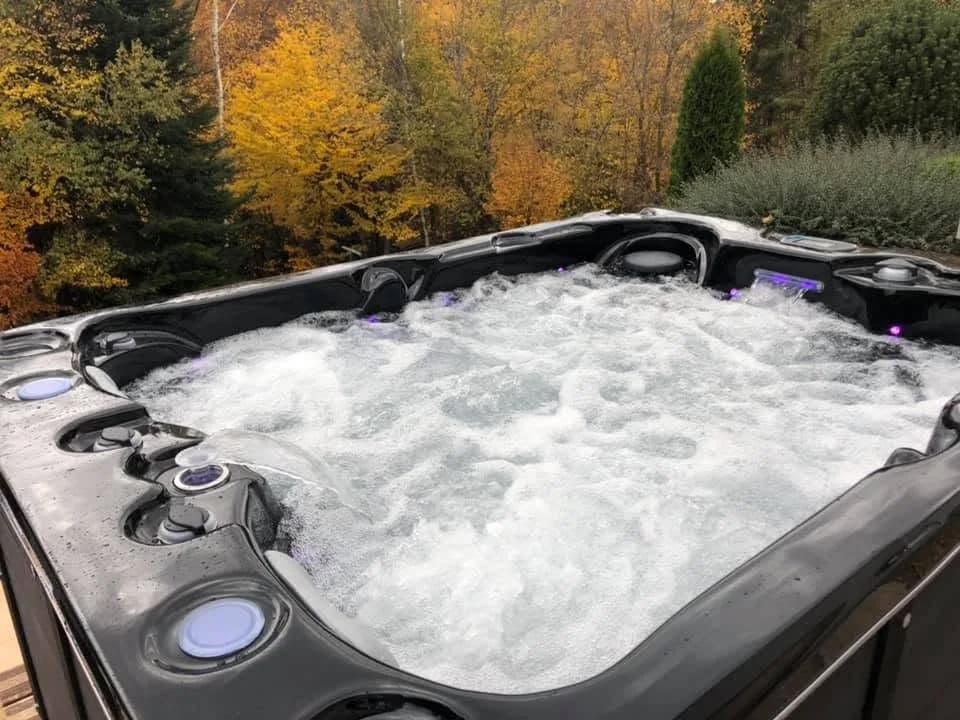 Installation d'un spa Montana à Épinal, autre vue du chantier
