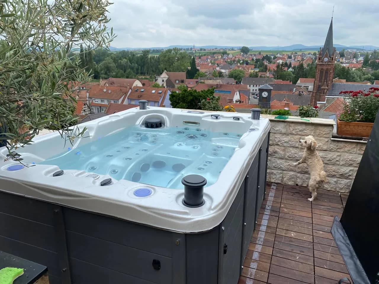 Installation d'un spa Montana Full option dans le Bas-Rhin, autre vue du chantier