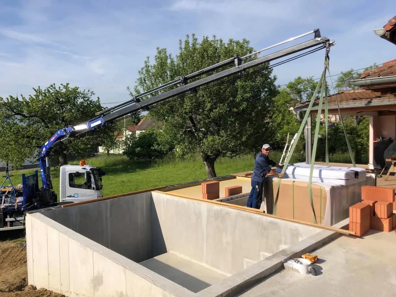 Installation d'un spa Montana Full option dans le Haut-Rhin, autre vue du chantier