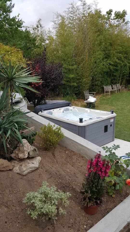 Installation d'un spa Montana Full option dans les Yvelines, autre vue du chantier