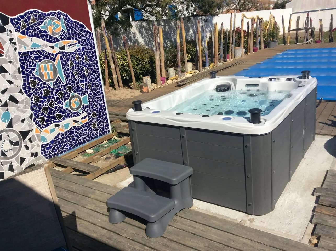 Installation d'un spa Montana Full option à Île de Noirmoutier, autre vue du chantier