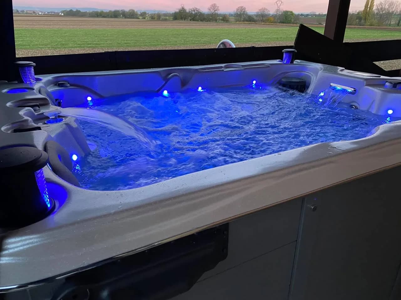 Installation d'un spa Montana Full option à Molsheim, autre vue du chantier