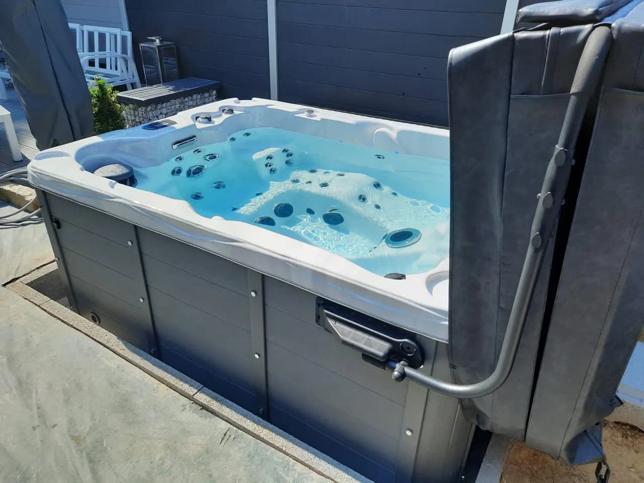 Installation d'un spa Montana à Galfingue, autre vue du chantier