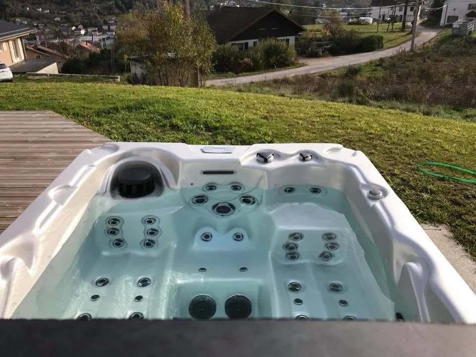Installation d'un spa Montana à Gérardmer, autre vue du chantier