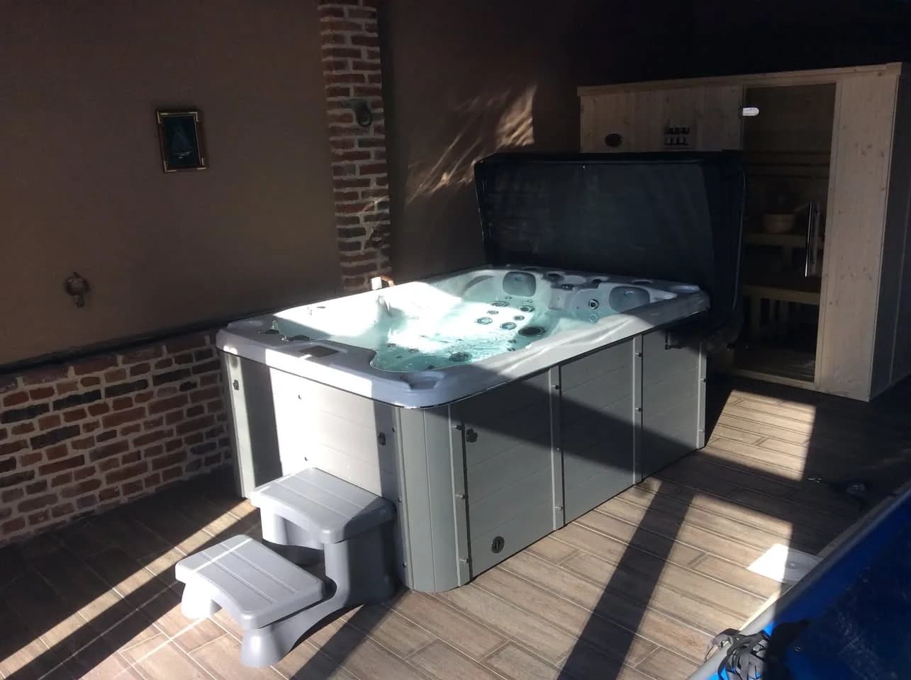Installation d'un spa Montana à Lamotte, autre vue du chantier