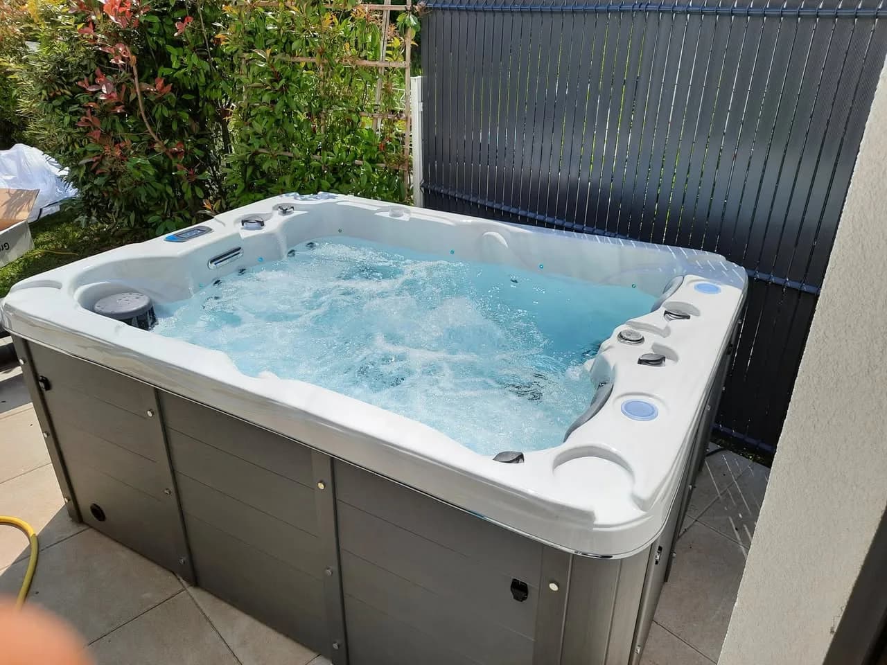 Installation d'un spa Montana à Morschwiller-le-Bas, autre vue du chantier