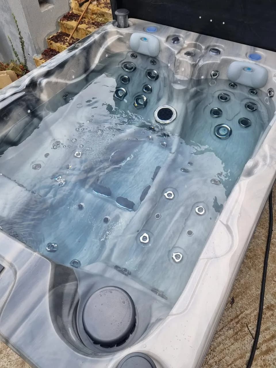Installation d'un spa Montana à Mulhouse, autre vue du chantier