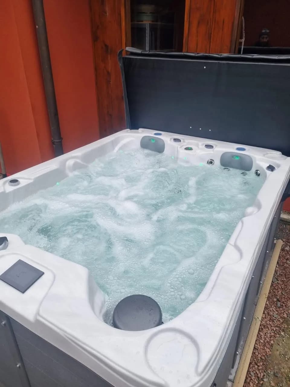 Installation d'un spa Montana à Riervescemont, autre vue du chantier