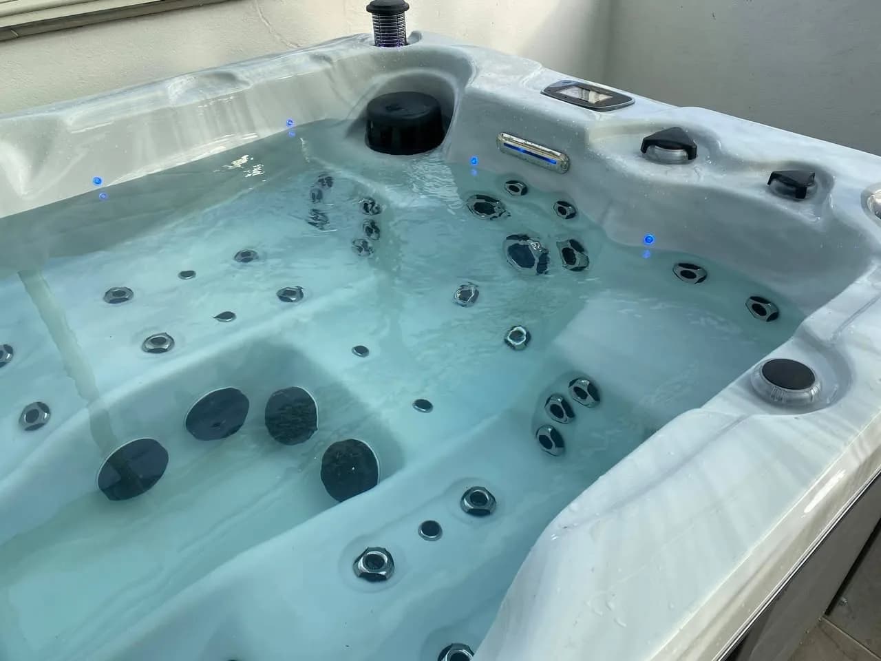 Installation d'un spa Montana à Vendenheim, autre vue du chantier