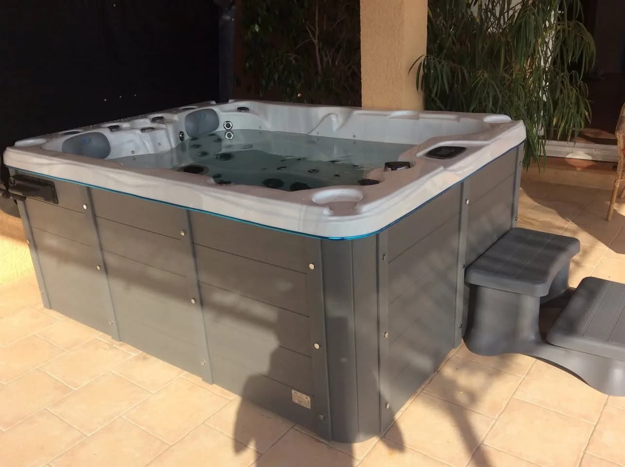 Installation d'un spa Montana à Villecroze, autre vue du chantier