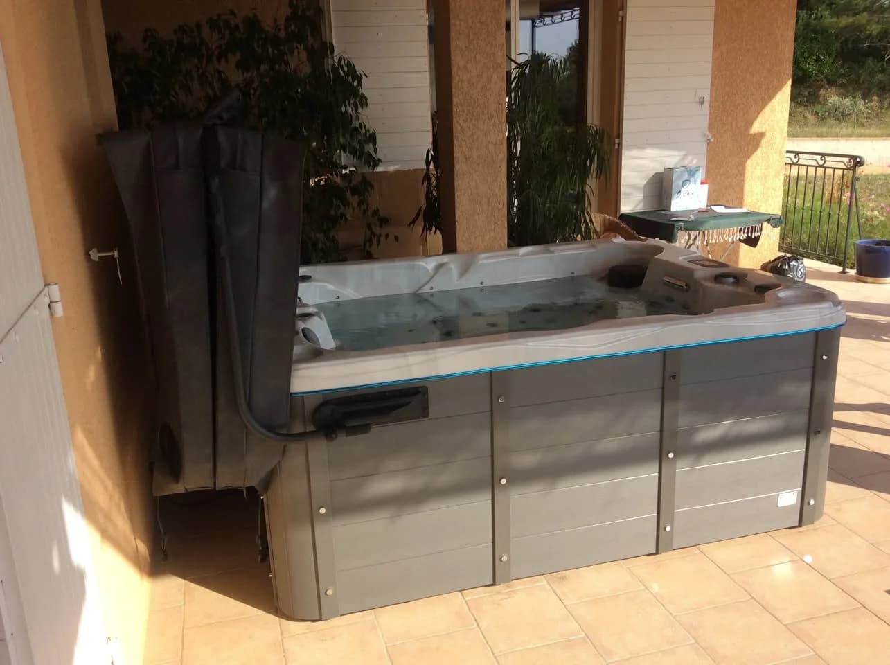 Installation d'un spa Montana à Villecroze, autre vue du chantier