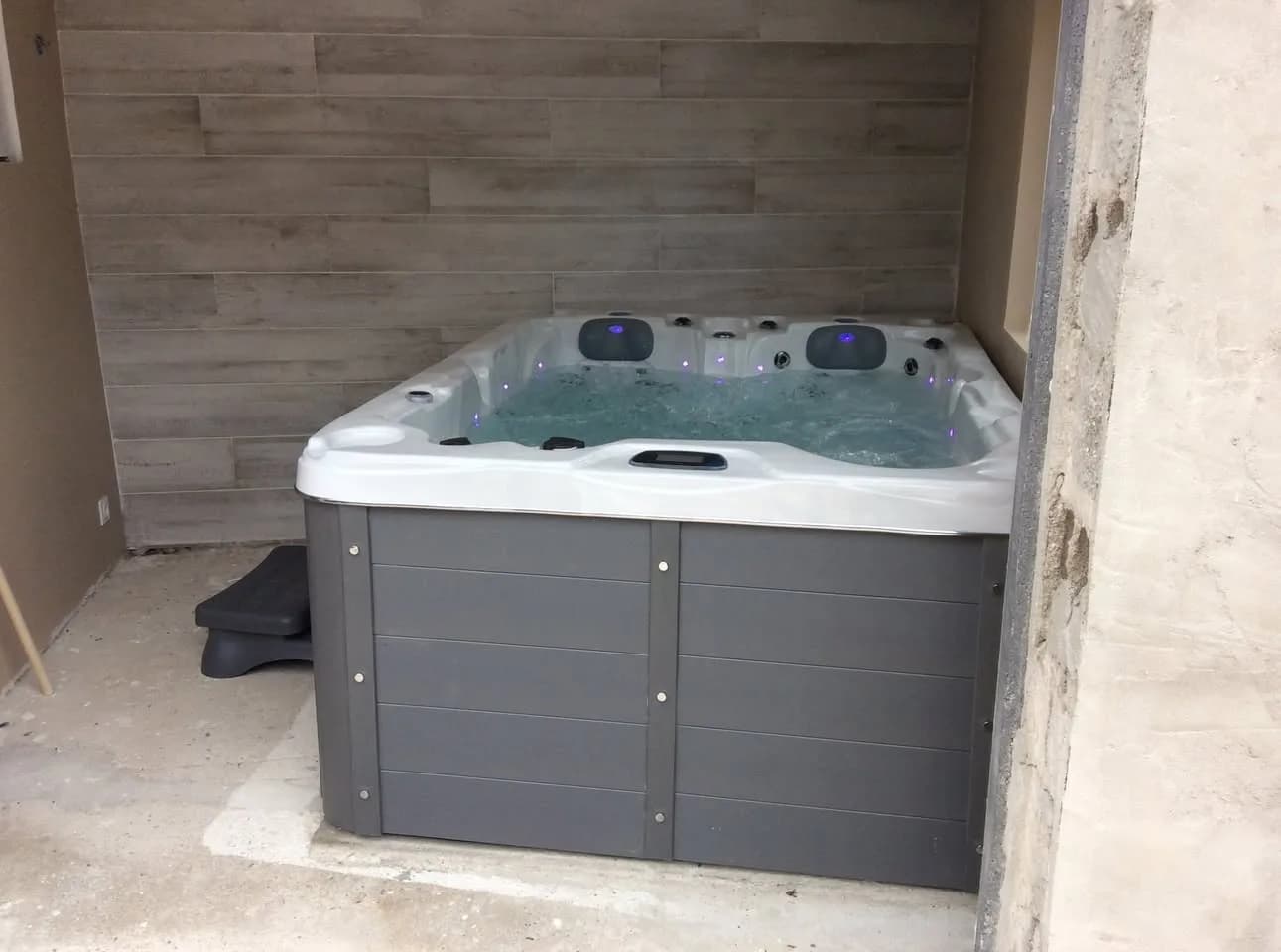 Installation d'un spa Montana à Villemoustaussou, autre vue du chantier