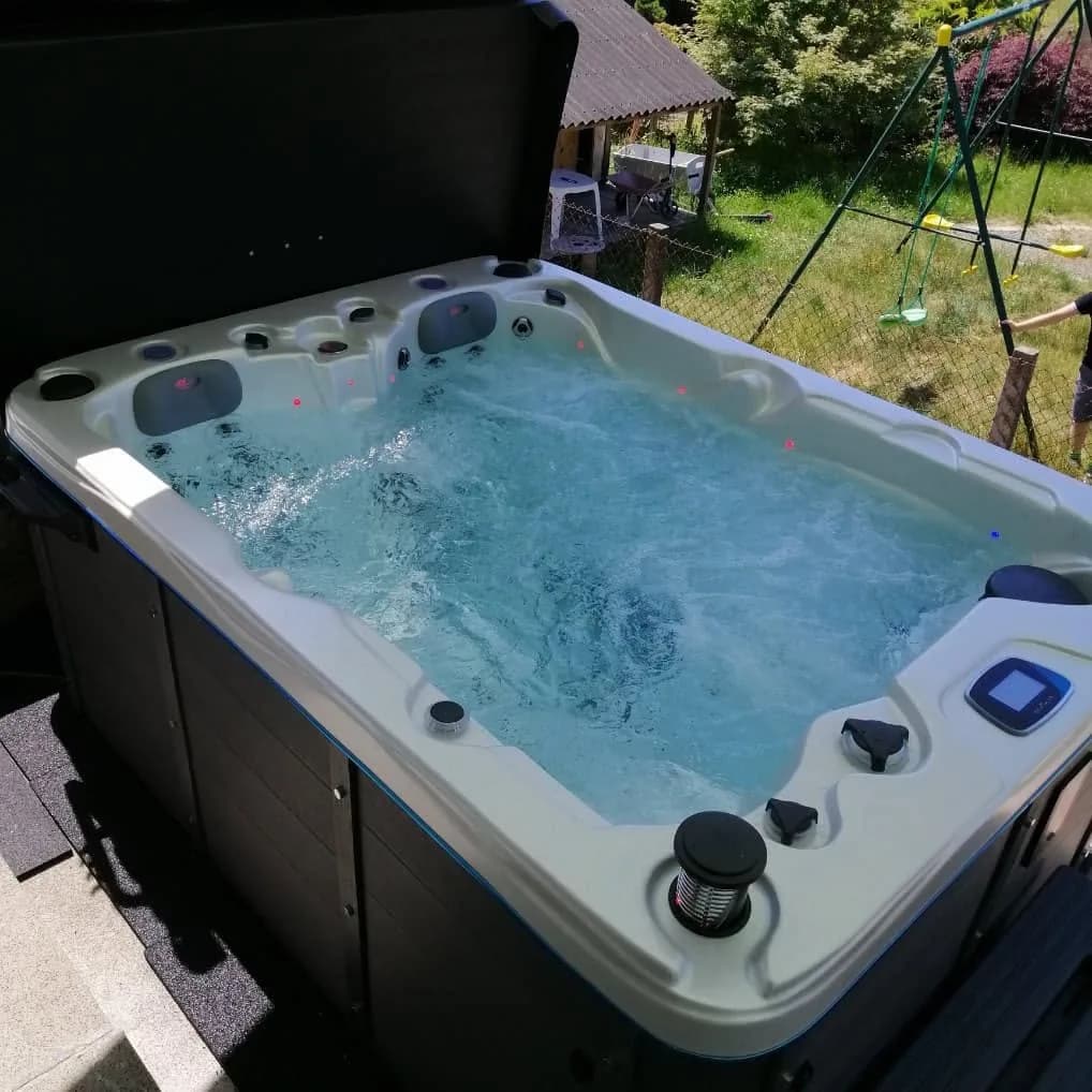 Installation d'un spa Montana à Wittenheim, autre vue du chantier
