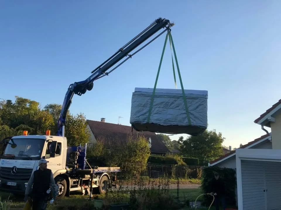 Installation d'un spa Montréal à Angeot, autre vue du chantier