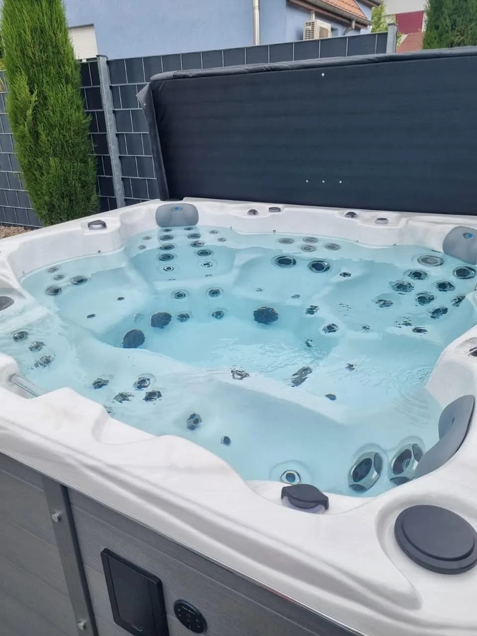 Installation d'un spa Montréal à Eischoffen, autre vue du chantier