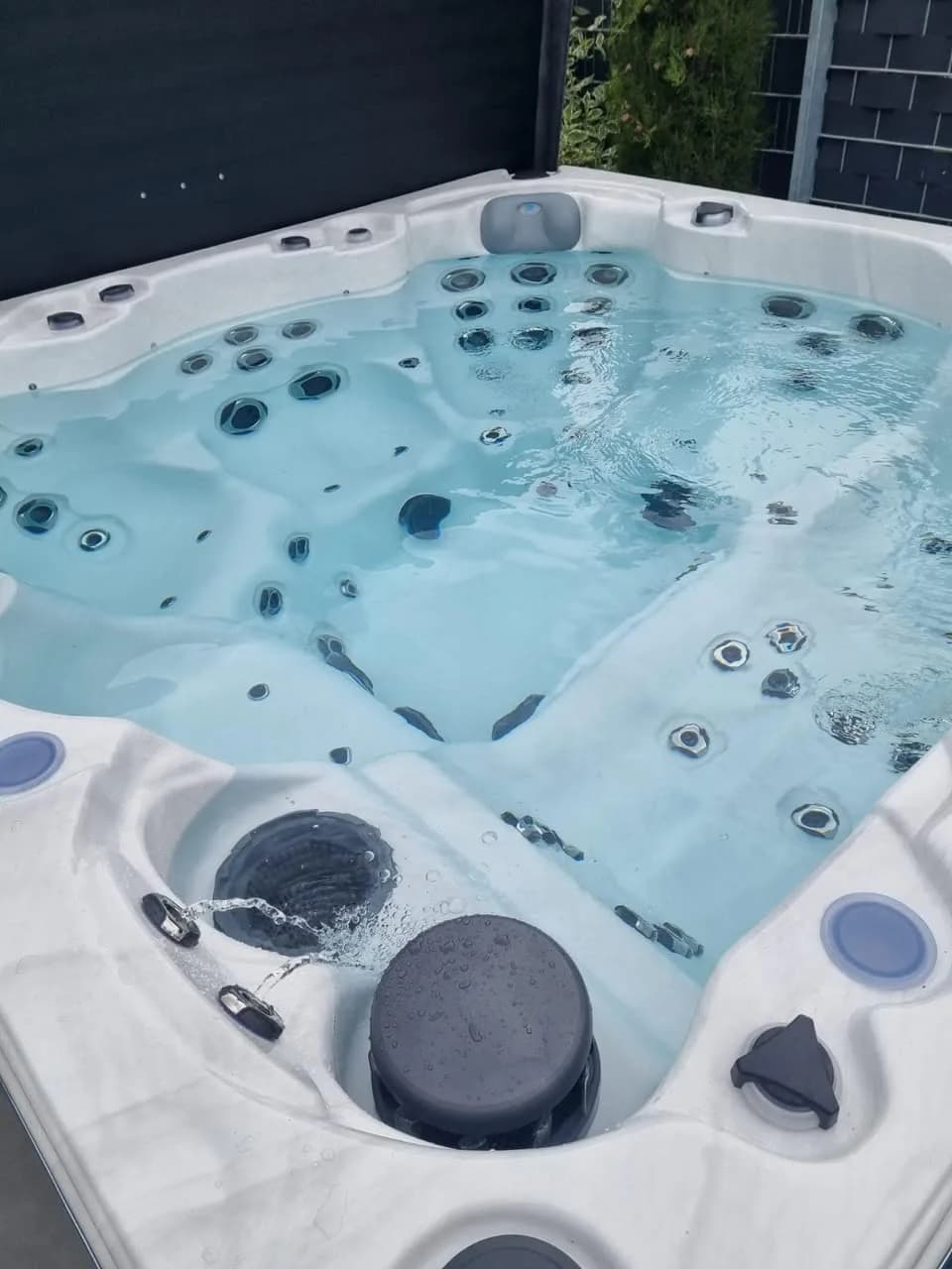 Installation d'un spa Montréal à Eischoffen, autre vue du chantier