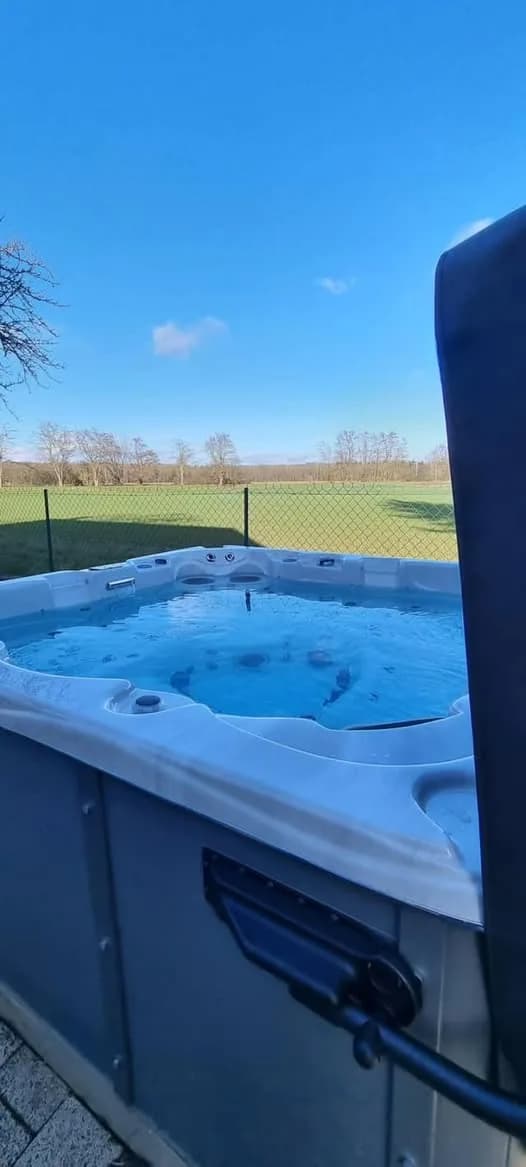 Installation d'un spa Montréal en Meurthe-et-Moselle, autre vue du chantier