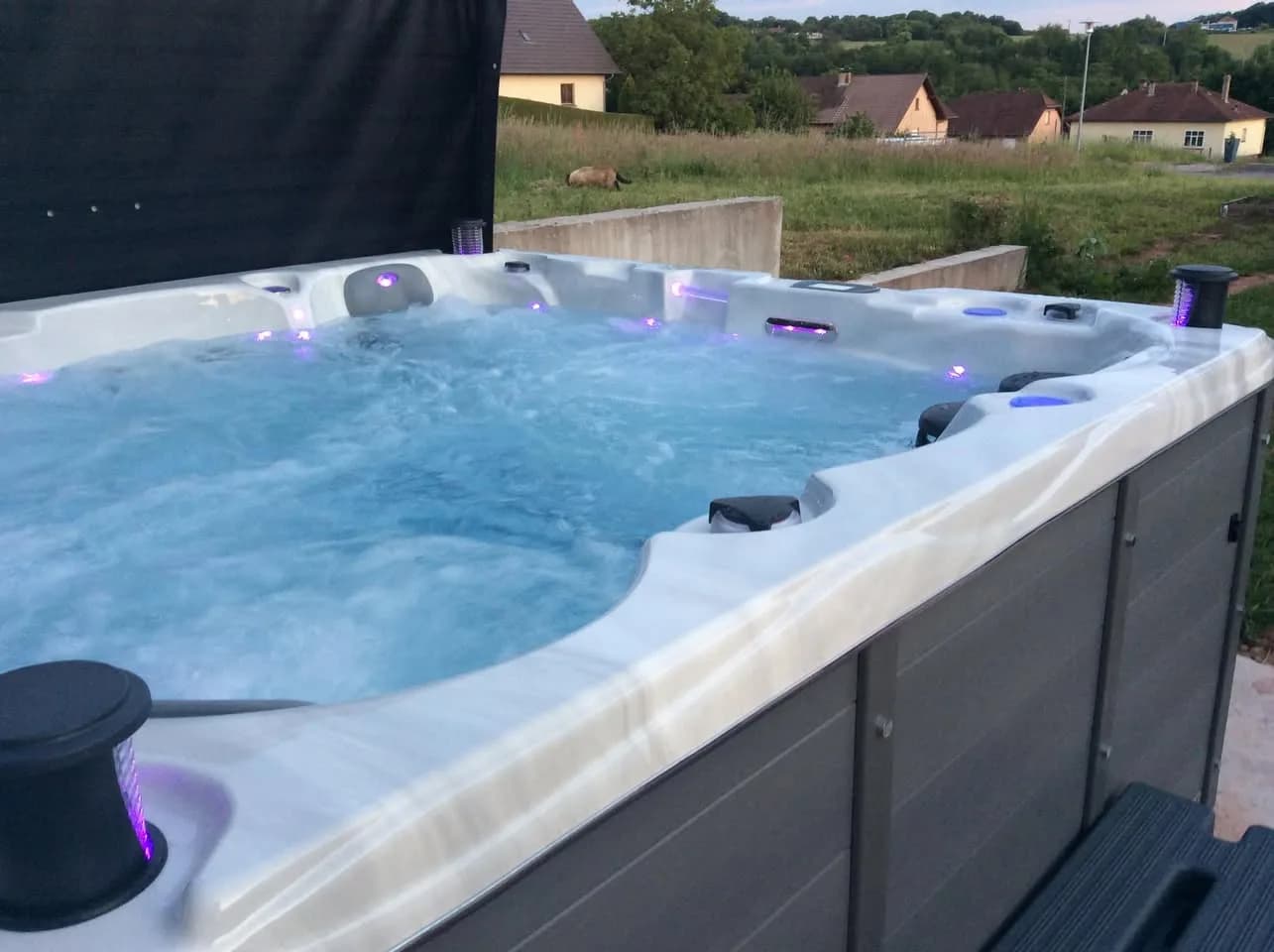Installation d'un spa Montréal Full option en Moselle, autre vue du chantier