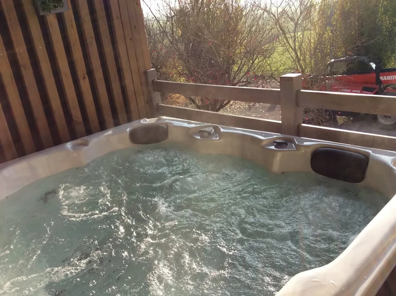 Installation d'un spa Ontario à Beaune, autre vue du chantier