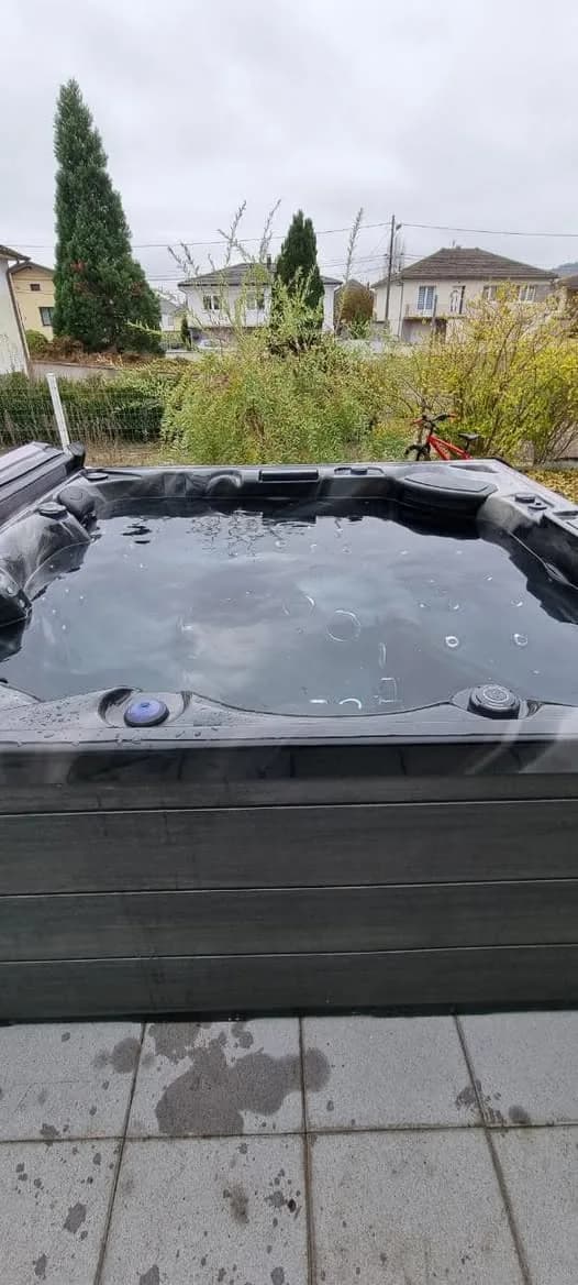 Installation d'un spa Onyx Full option à Ham-sous-Varsberg, autre vue du chantier