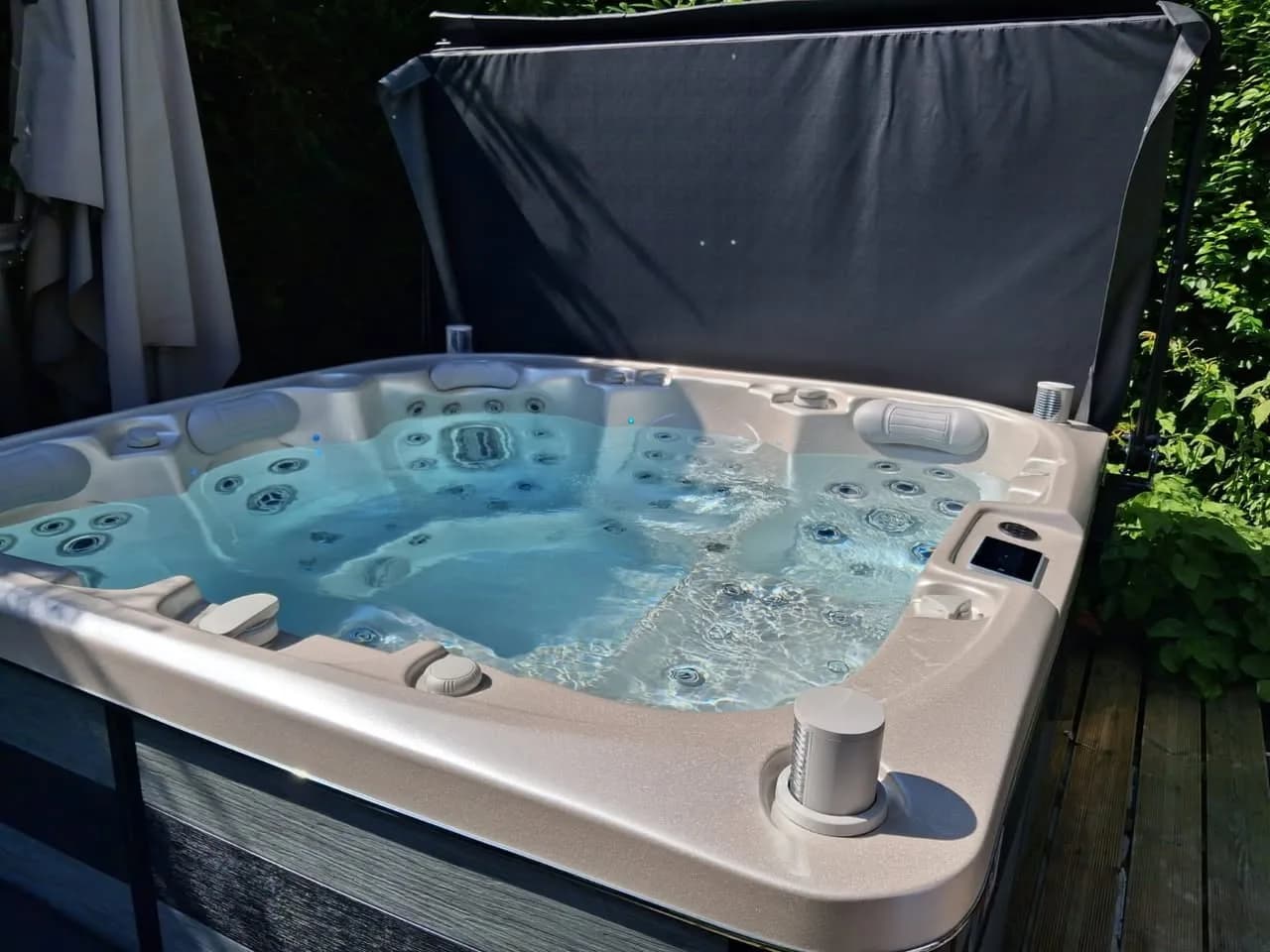 Installation d'un spa Øppland à Riedisheim, autre vue du chantier