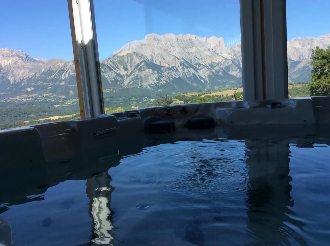 Installation d'un spa Ottawa à Barcillonnette, autre vue du chantier