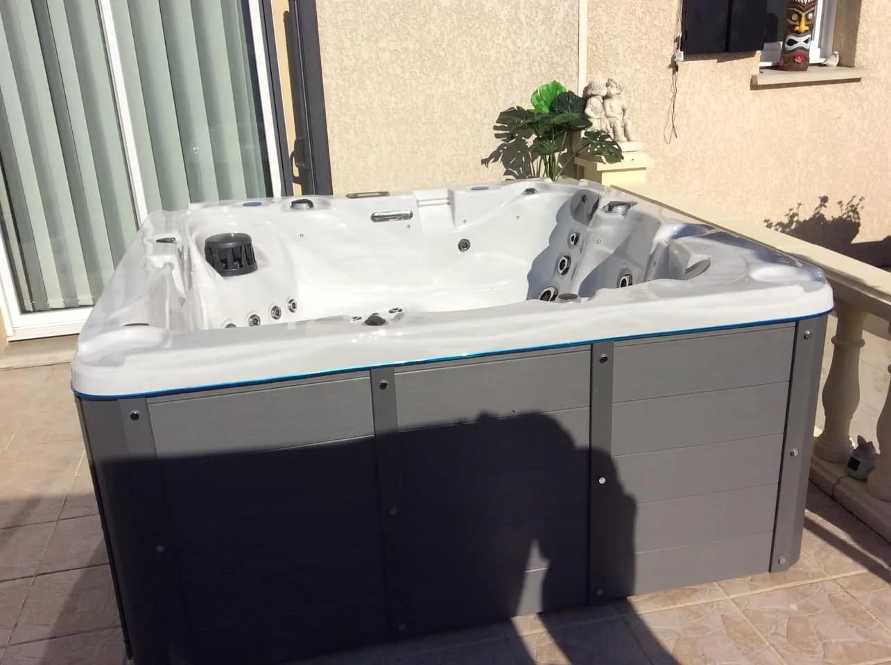 Installation d'un spa Ottawa à Bétheniville, autre vue du chantier