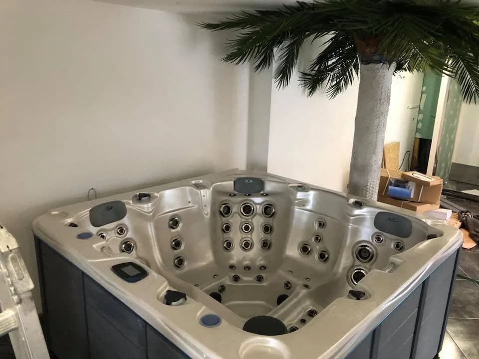 Installation d'un spa Ottawa à Chevalot, autre vue du chantier