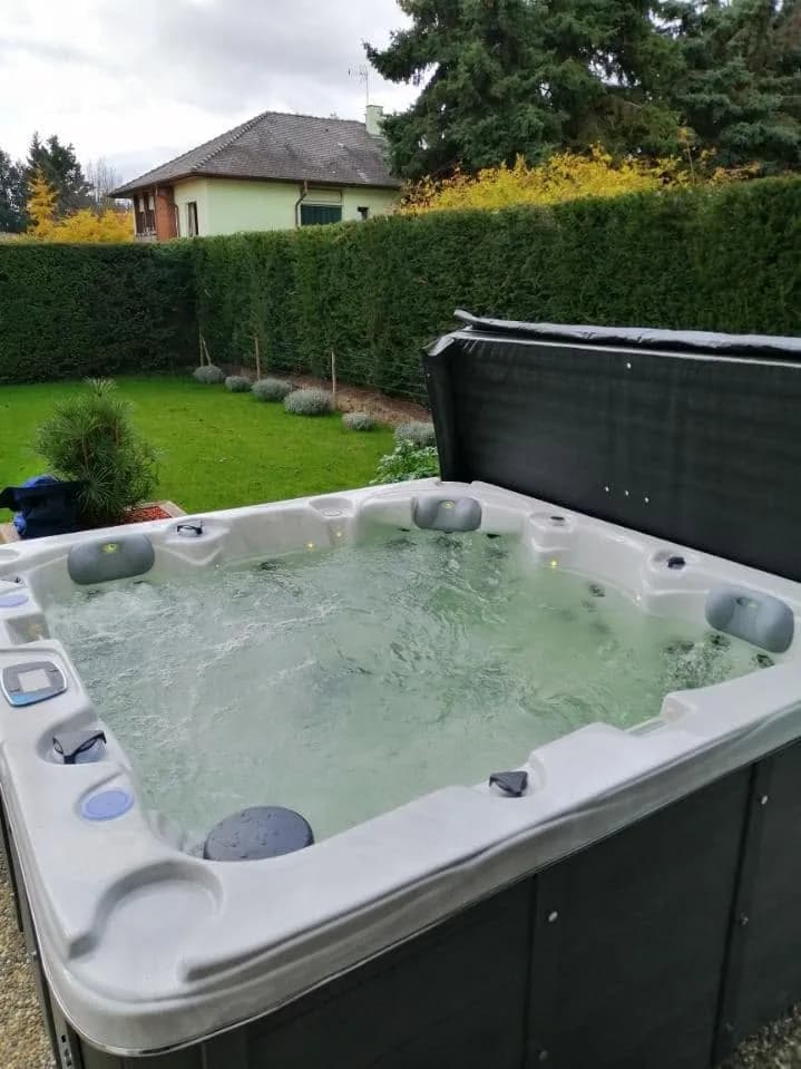Installation d'un spa Ottawa à Colmar, autre vue du chantier