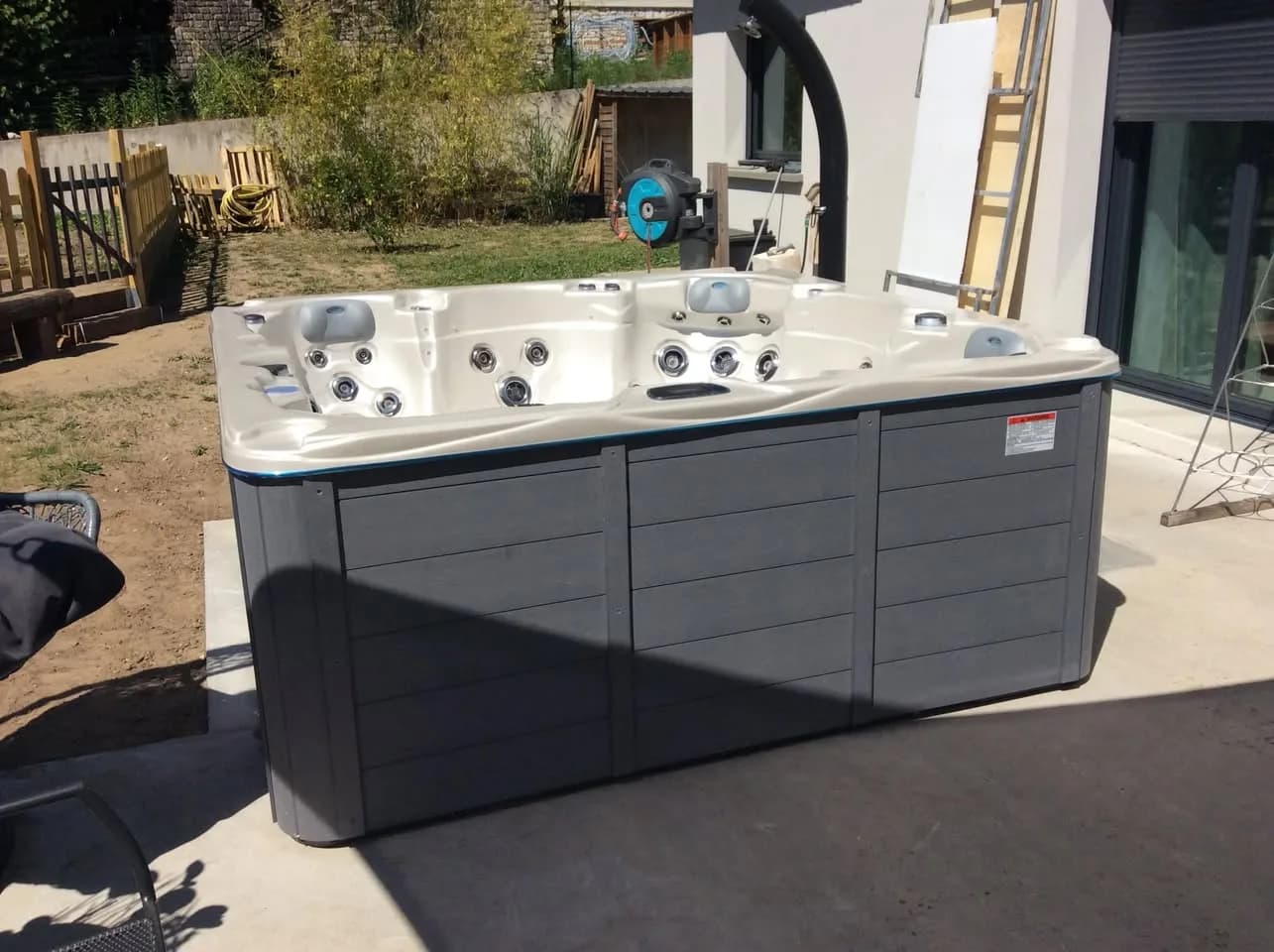 Installation d'un spa Ottawa dans les Yvelines, autre vue du chantier