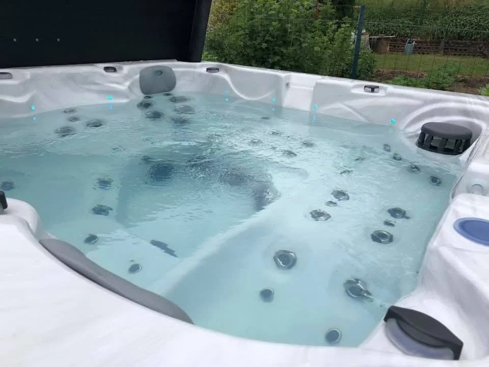 Installation d'un spa Ottawa en Meurthe-et-Moselle, autre vue du chantier