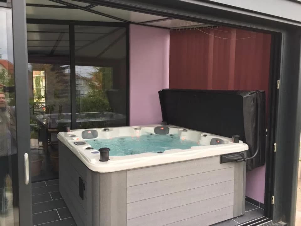 Installation d'un spa Ottawa Full option à Cernay, autre vue du chantier