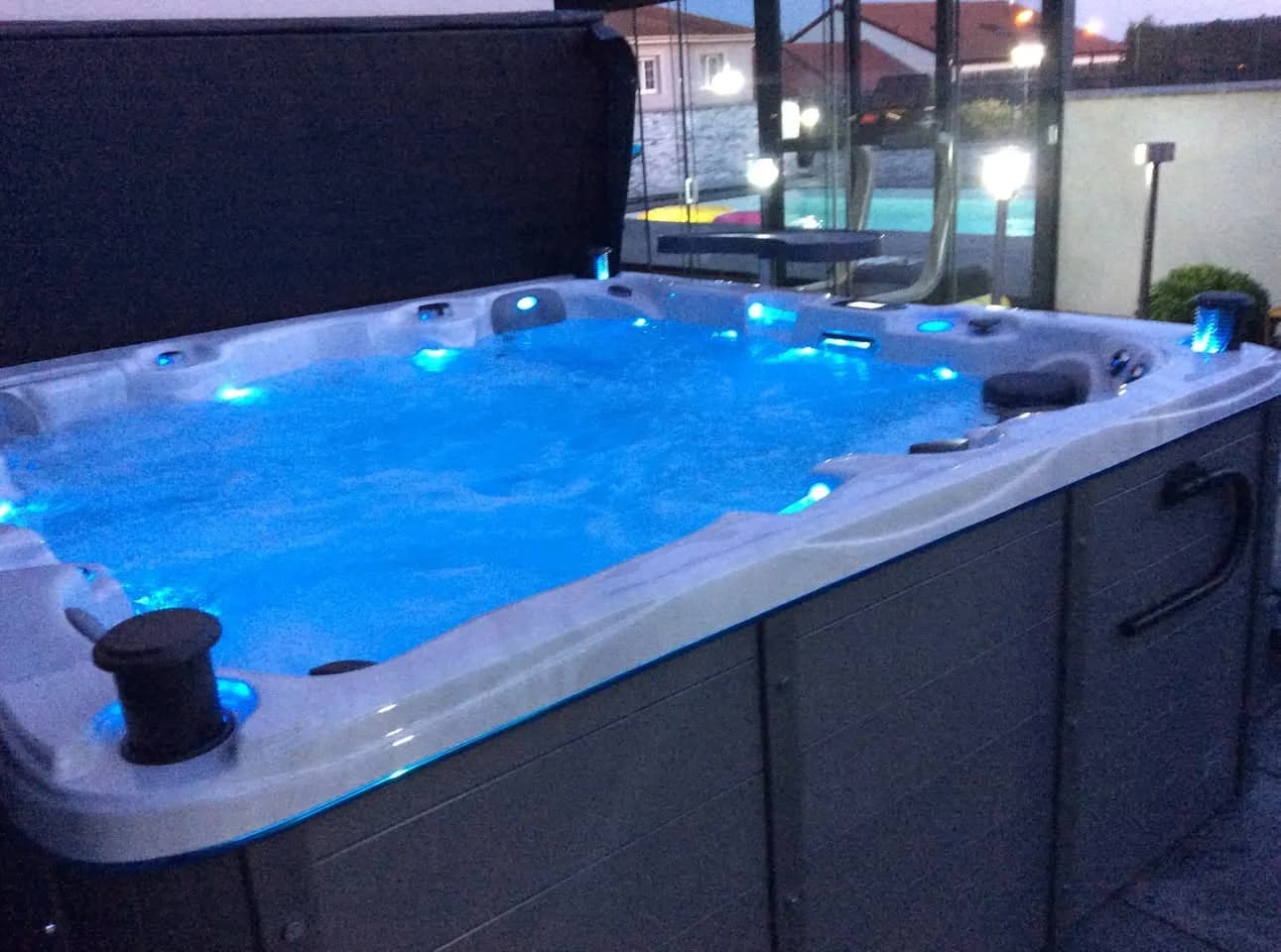 Installation d'un spa Ottawa Full option en Meurthe-et-Moselle, autre vue du chantier