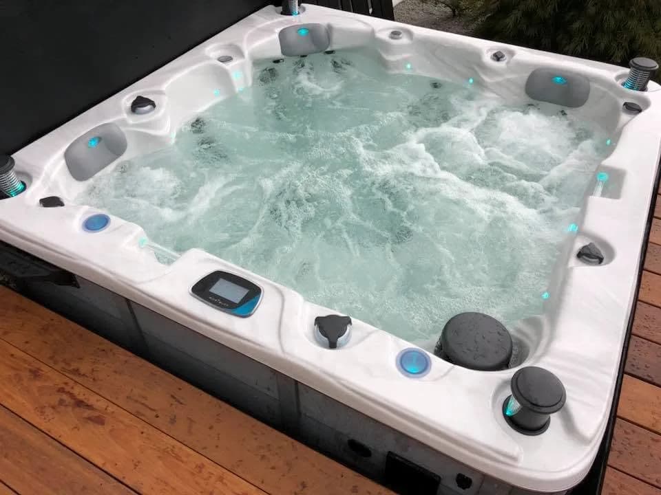 Installation d'un spa Ottawa Full option à Souffelnheim, autre vue du chantier