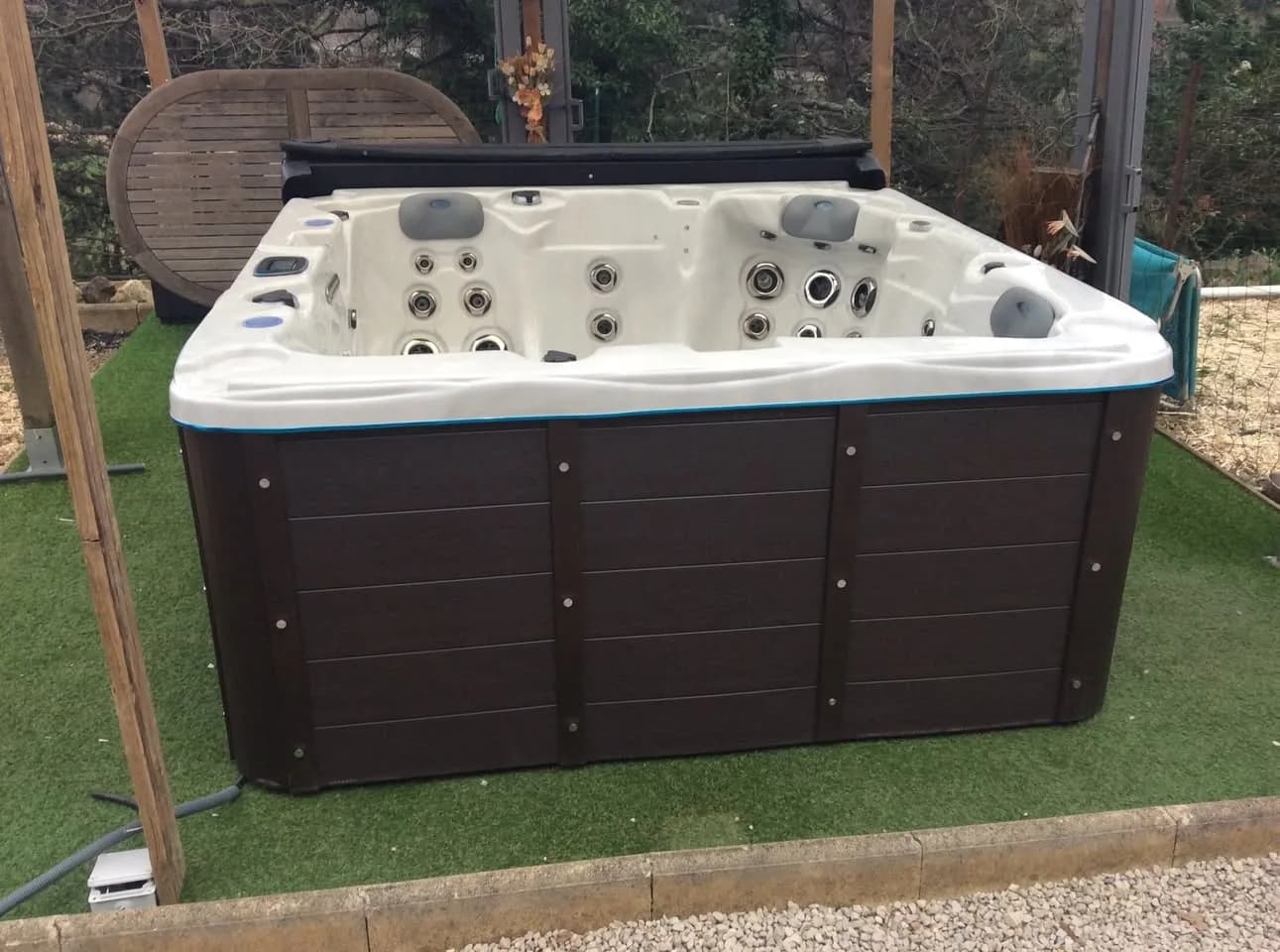 Installation d'un spa Ottawa à Poujols, autre vue du chantier