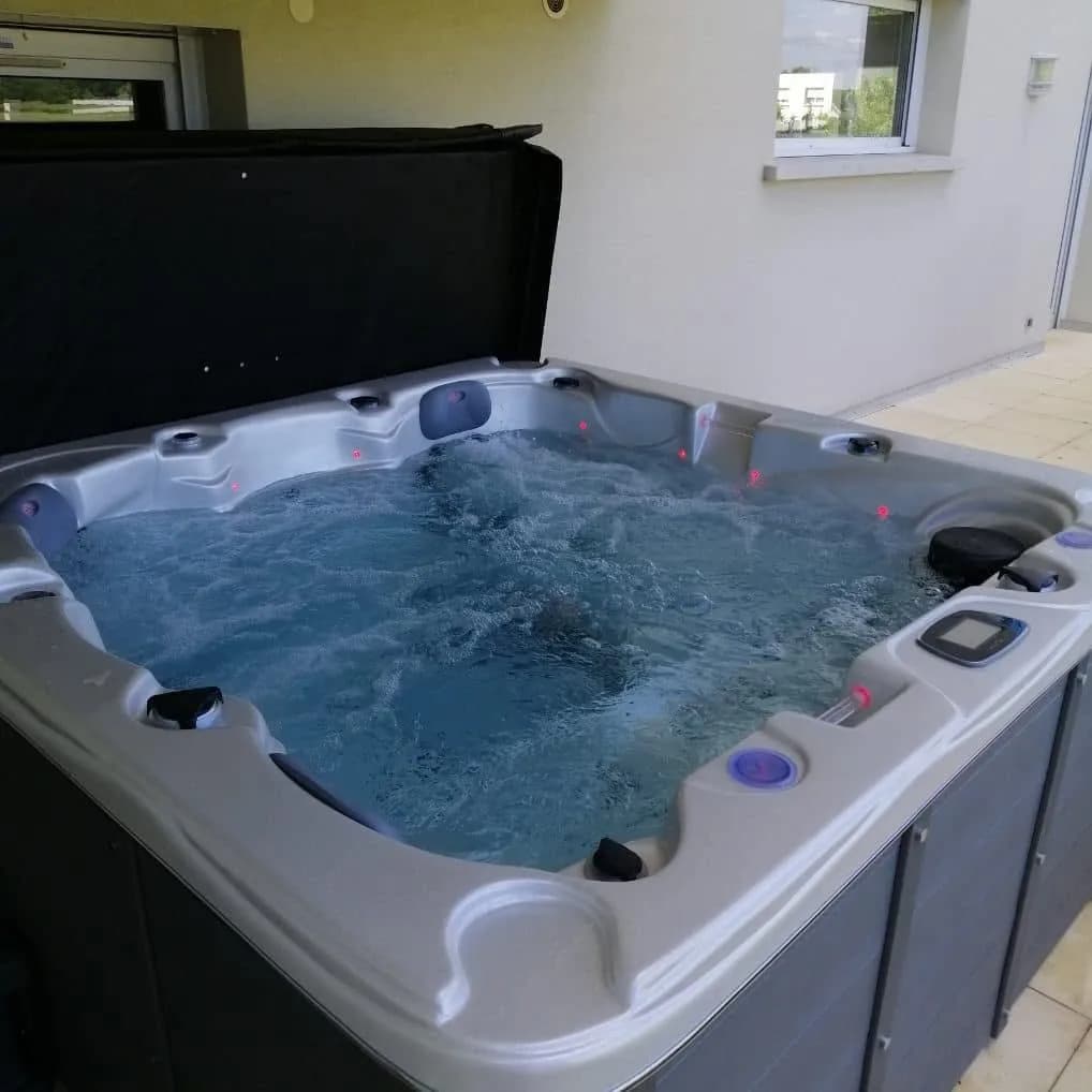 Installation d'un spa Ottawa à Pulversheim, autre vue du chantier