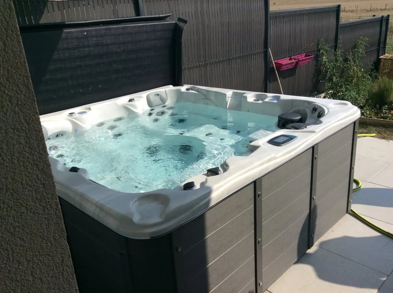 Installation d'un spa Ottawa à Verry, autre vue du chantier