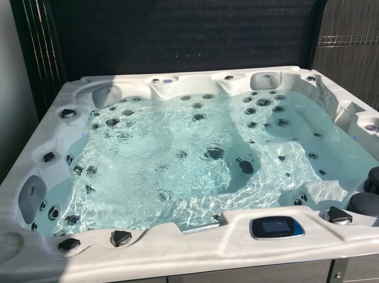 Installation d'un spa Ottawa à Verry, autre vue du chantier