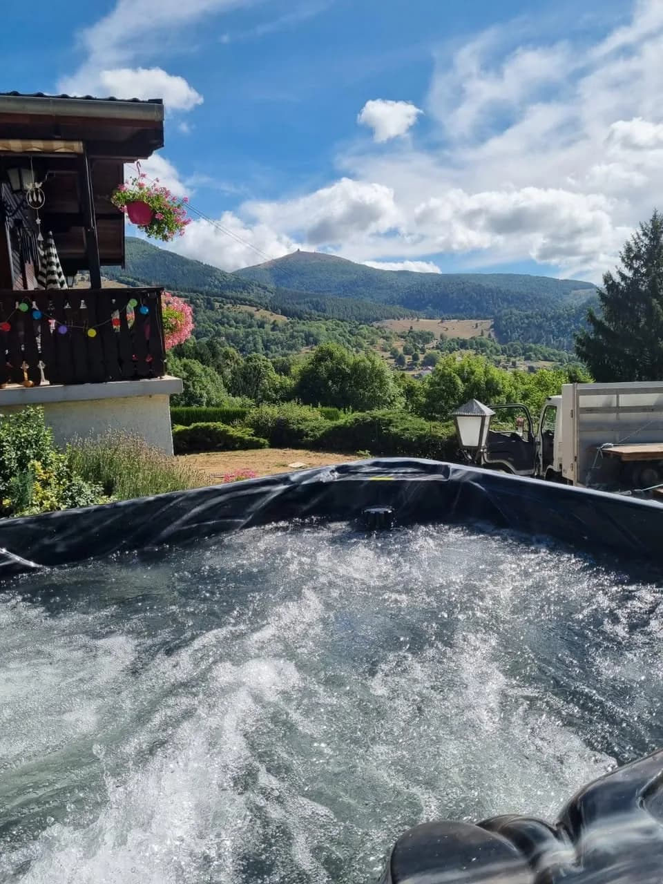 Installation d'un spa Poséidon à Geishouse, autre vue du chantier