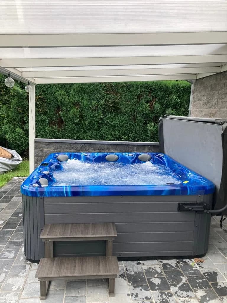 Installation d'un spa Poséidon à Juprelle, autre vue du chantier