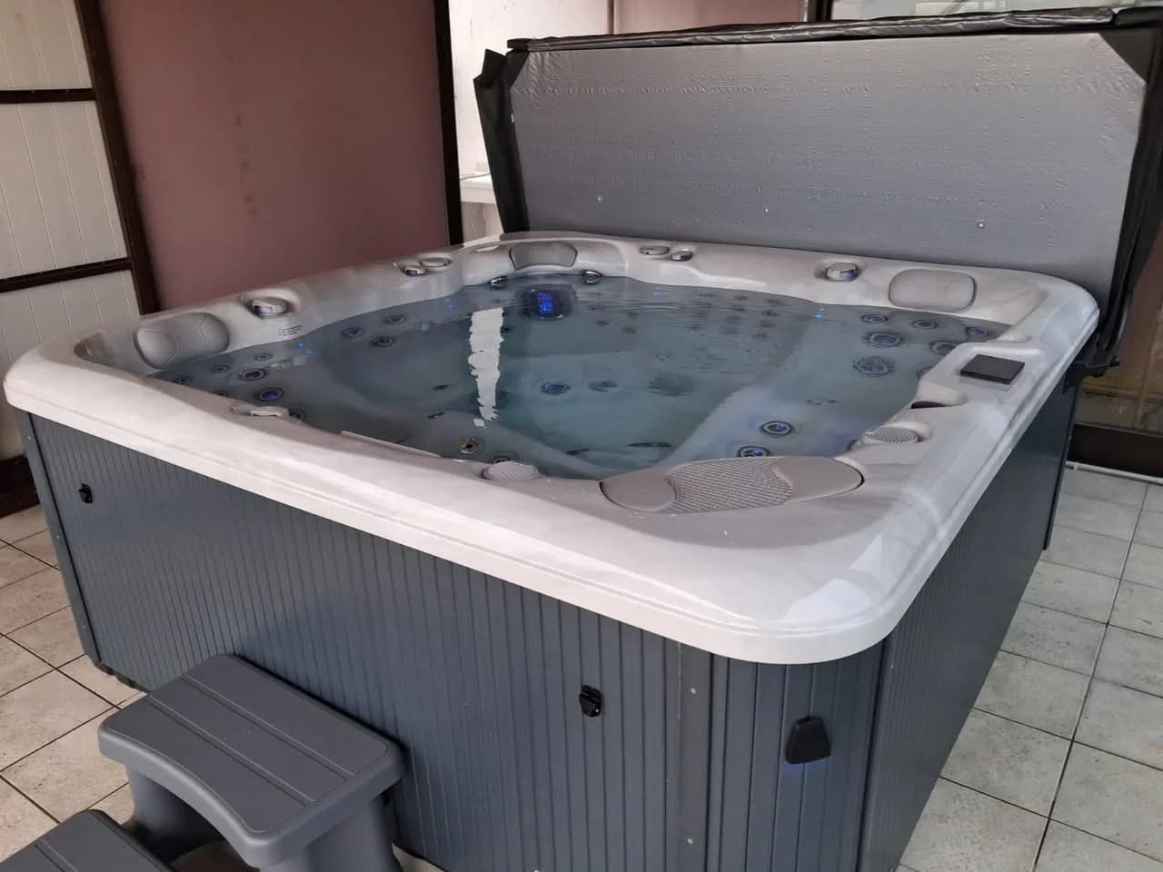 Installation d'un spa Poséidon à Rummersheim-le-Haut, autre vue du chantier