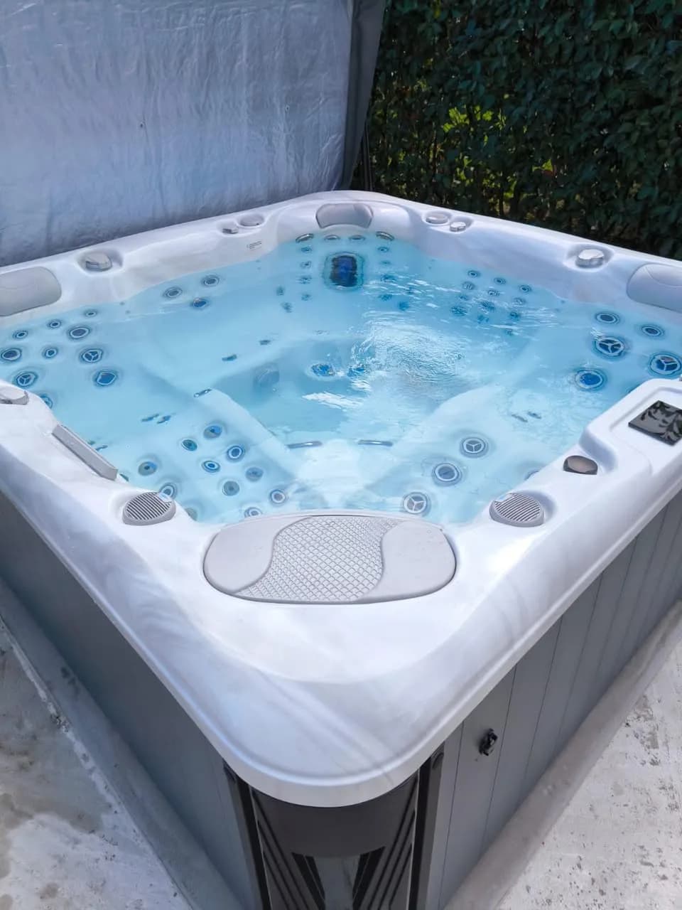 Installation d'un spa Poséidon à Schweighouse, autre vue du chantier