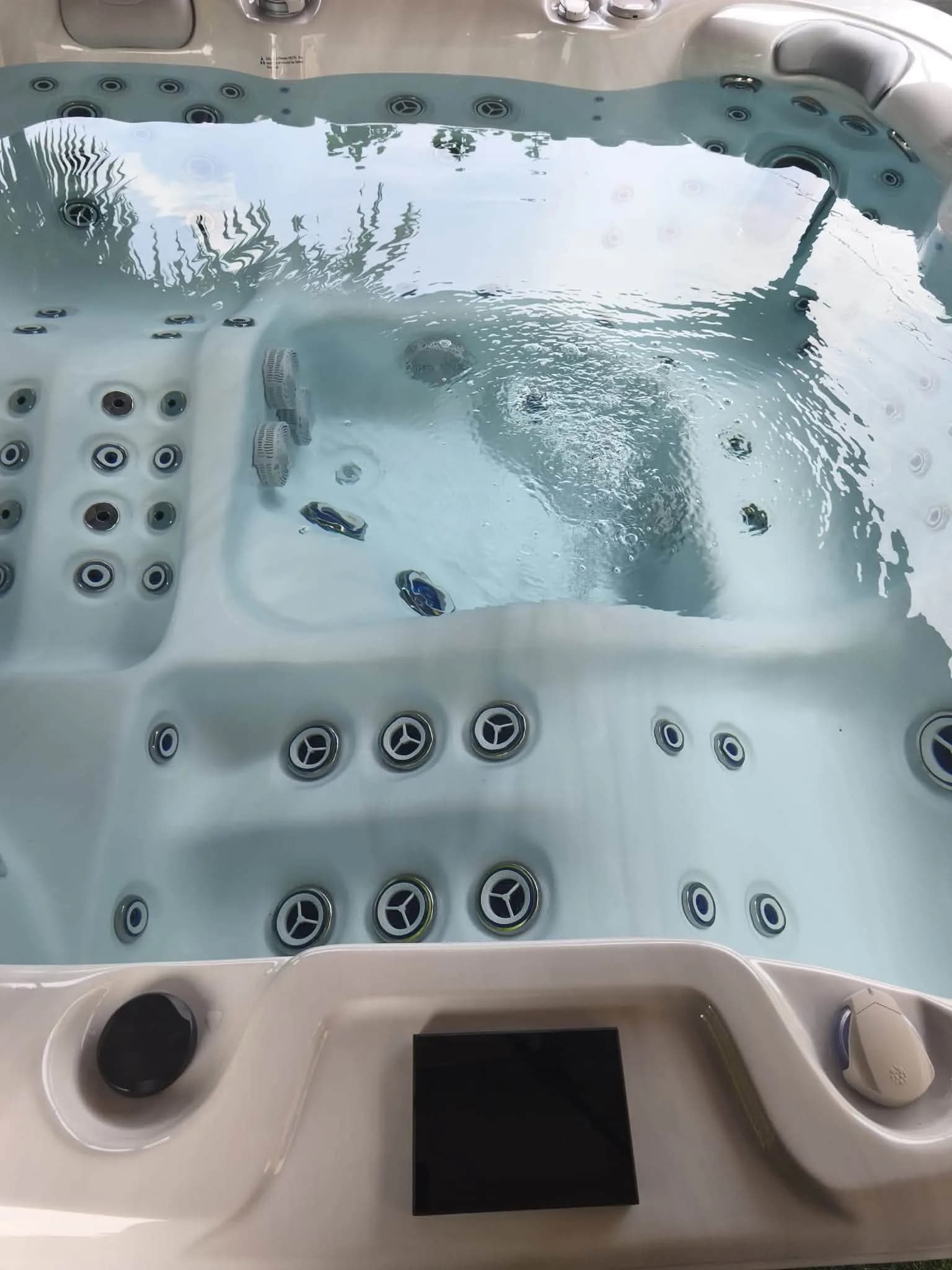 Installation d'un spa Poséidon à Sermersheim, autre vue du chantier