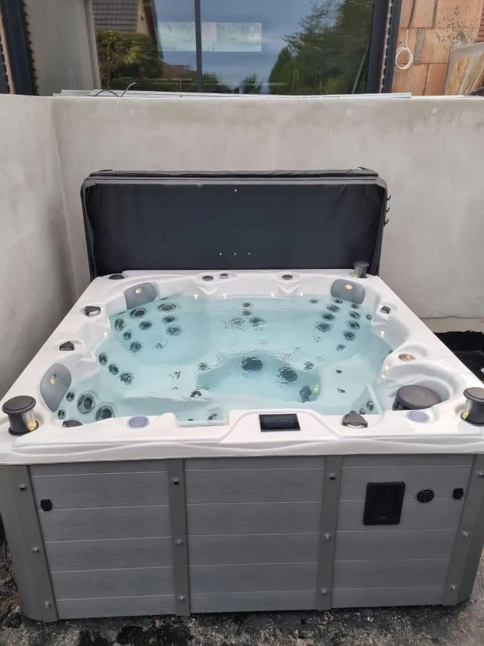 Installation d'un spa Québec Full option à Baldersheim, autre vue du chantier
