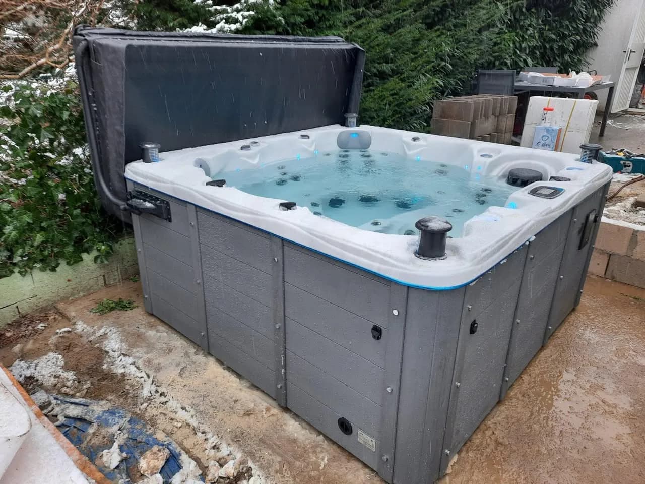 Installation d'un spa Québec Full option à Sausheim, autre vue du chantier