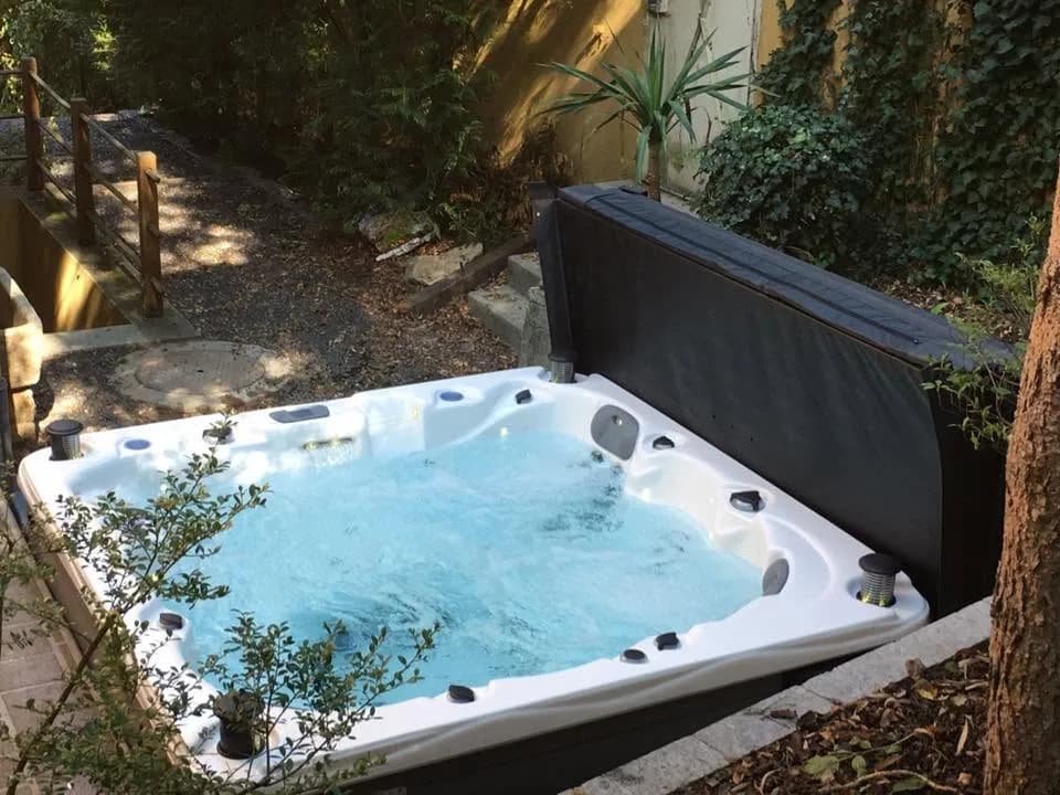 Installation d'un spa Québec, autre vue du chantier